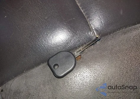 2006 Pontiac Grand Prix Gxp z USA, uszkodzony, nr VIN 2G2WC58C761272785